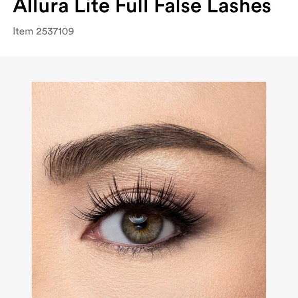 Allura Lite False Lashes - Picture 3 of 5